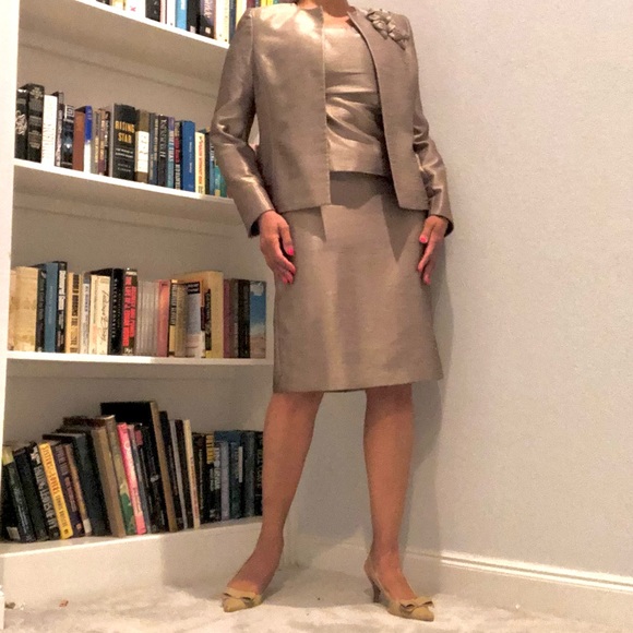 KASPER suit - Picture 13 of 13